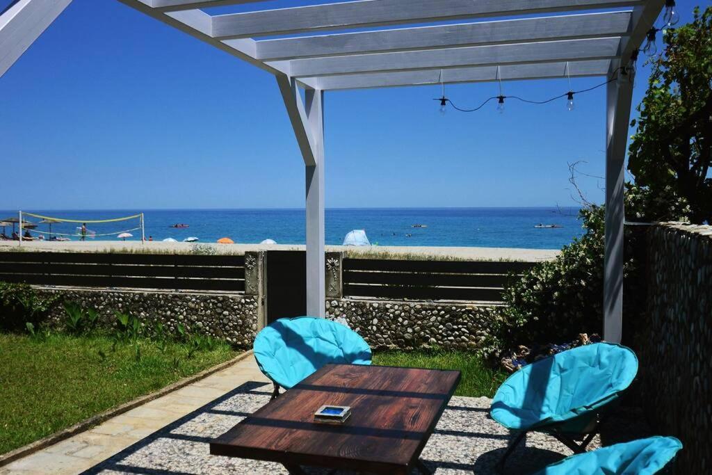 Amazing Beach House ホレフト エクステリア 写真